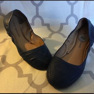 Lucky brand flats